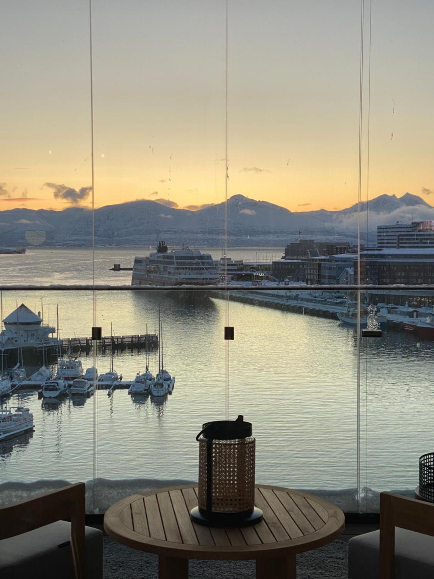 Vindlys Luxury Penthouse Apartment Tromsø Esterno foto