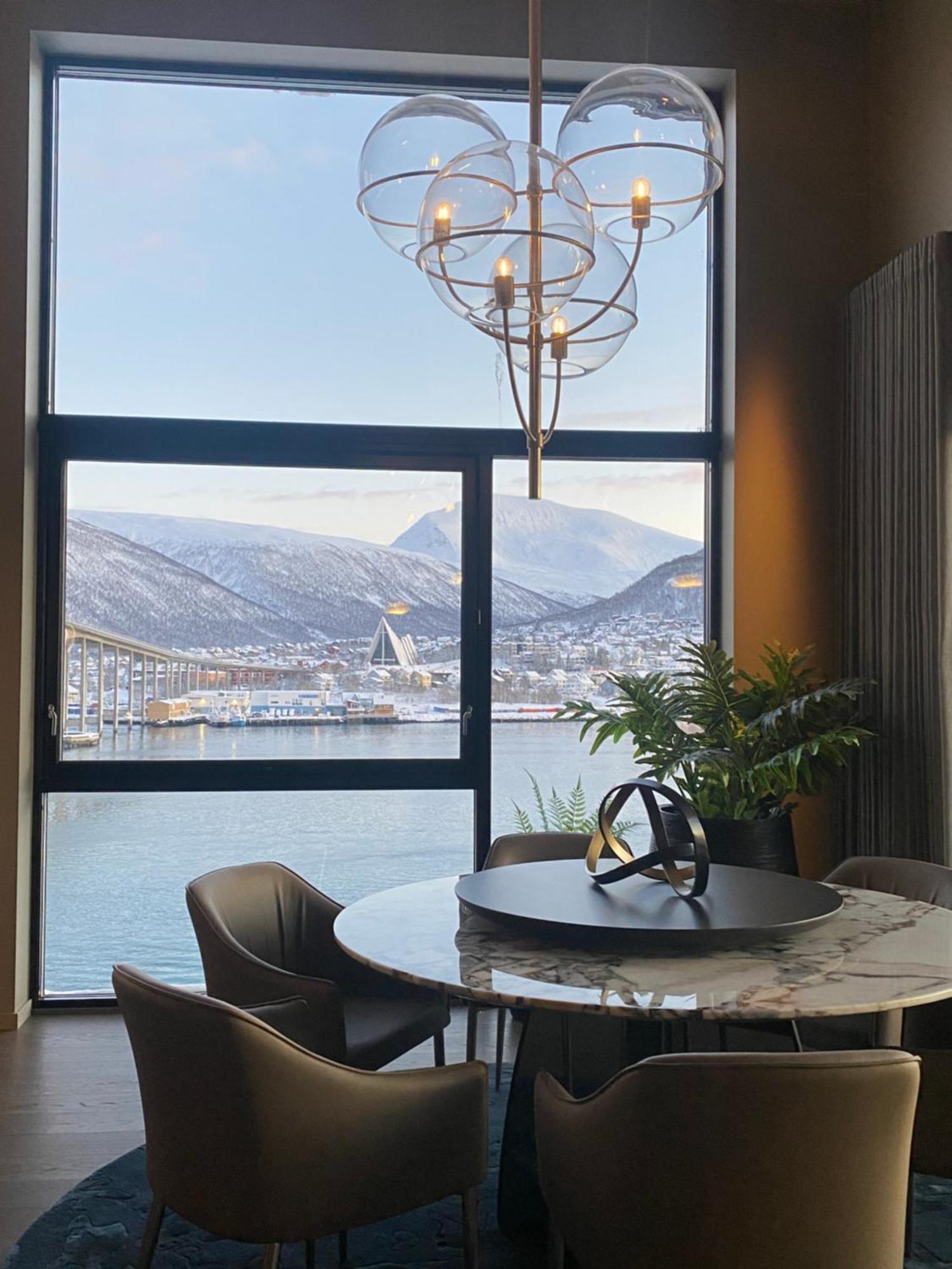 Vindlys Luxury Penthouse Apartment Tromsø Esterno foto