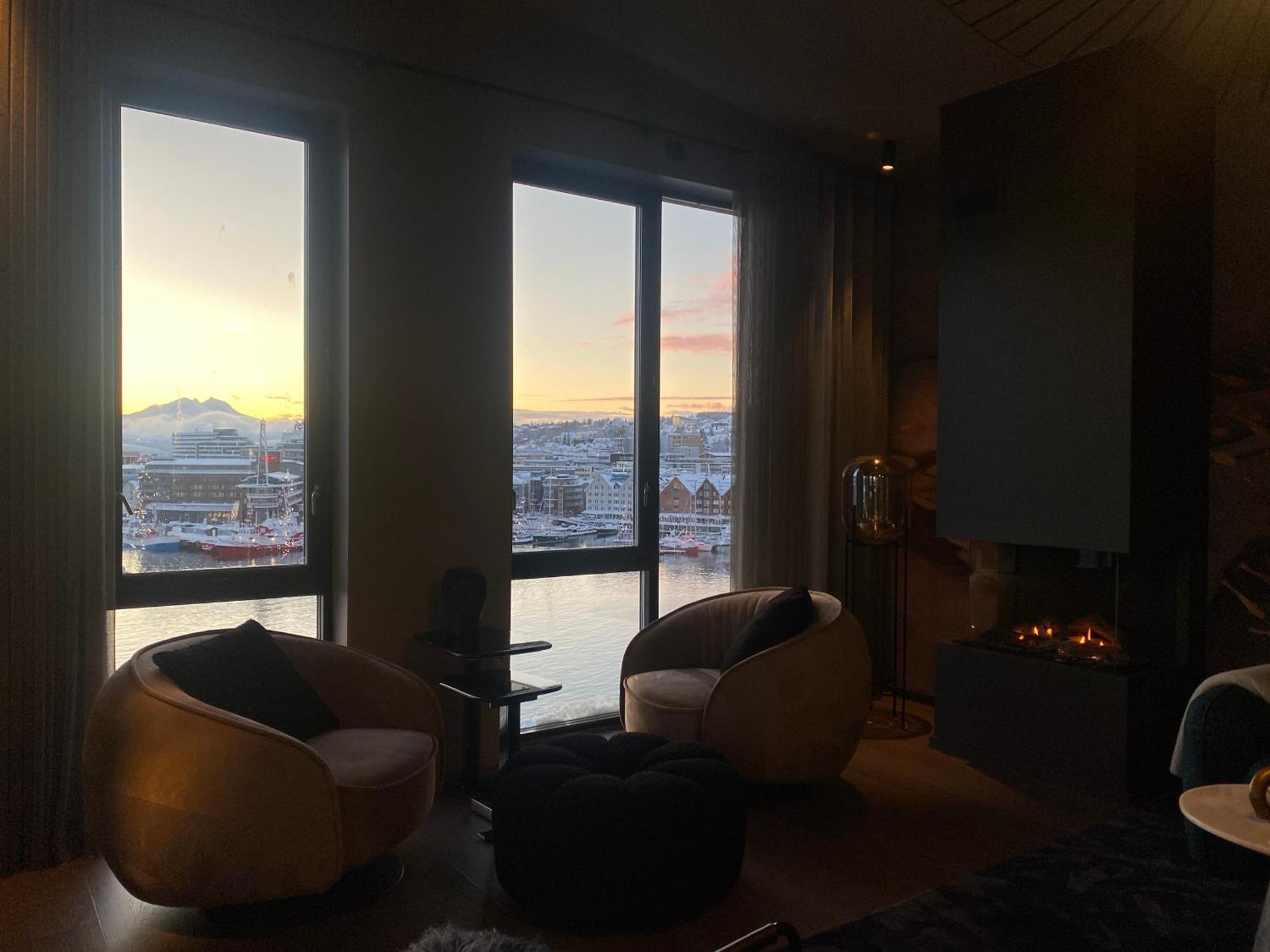 Vindlys Luxury Penthouse Apartment Tromsø Esterno foto