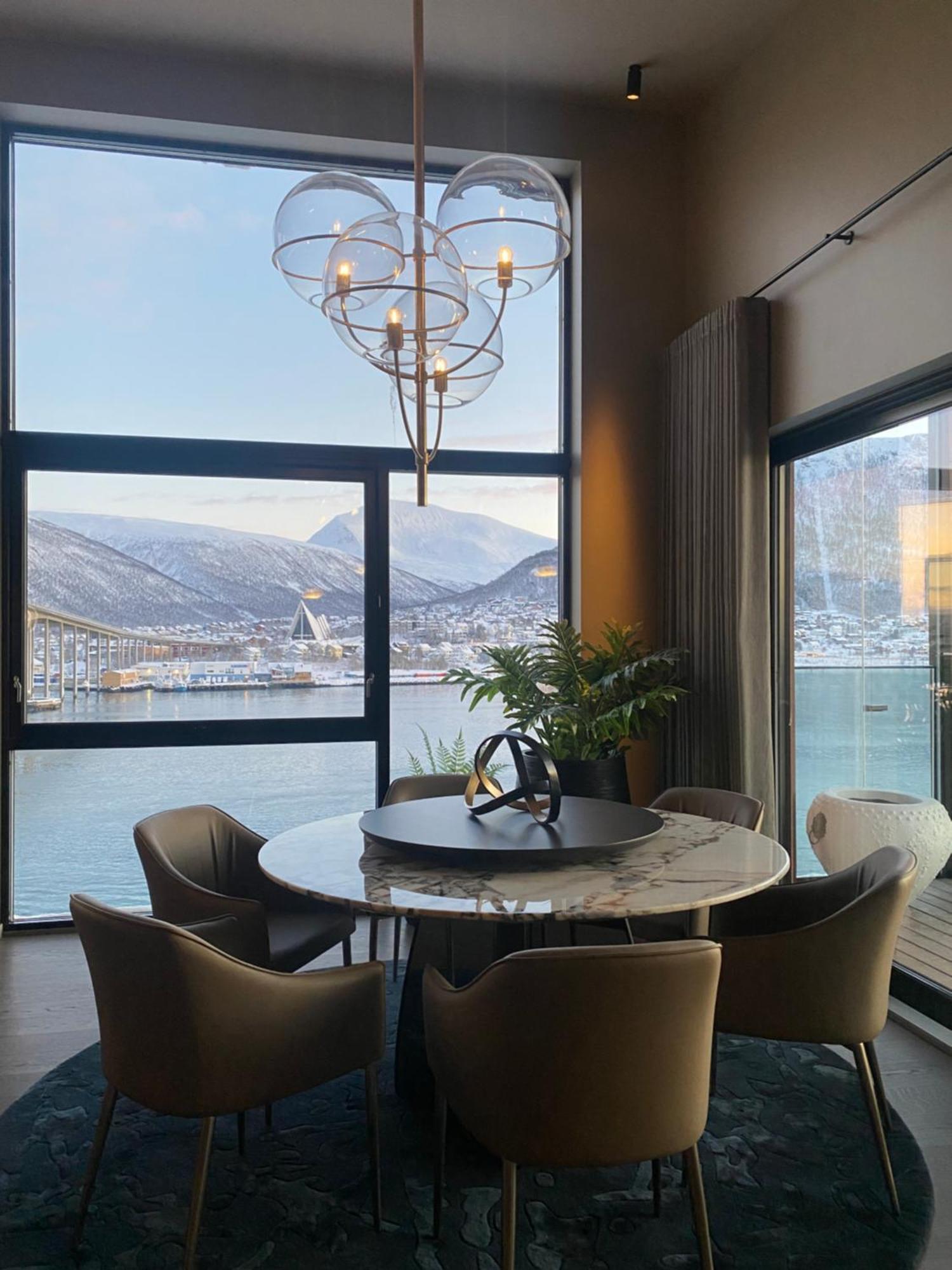 Vindlys Luxury Penthouse Apartment Tromsø Esterno foto