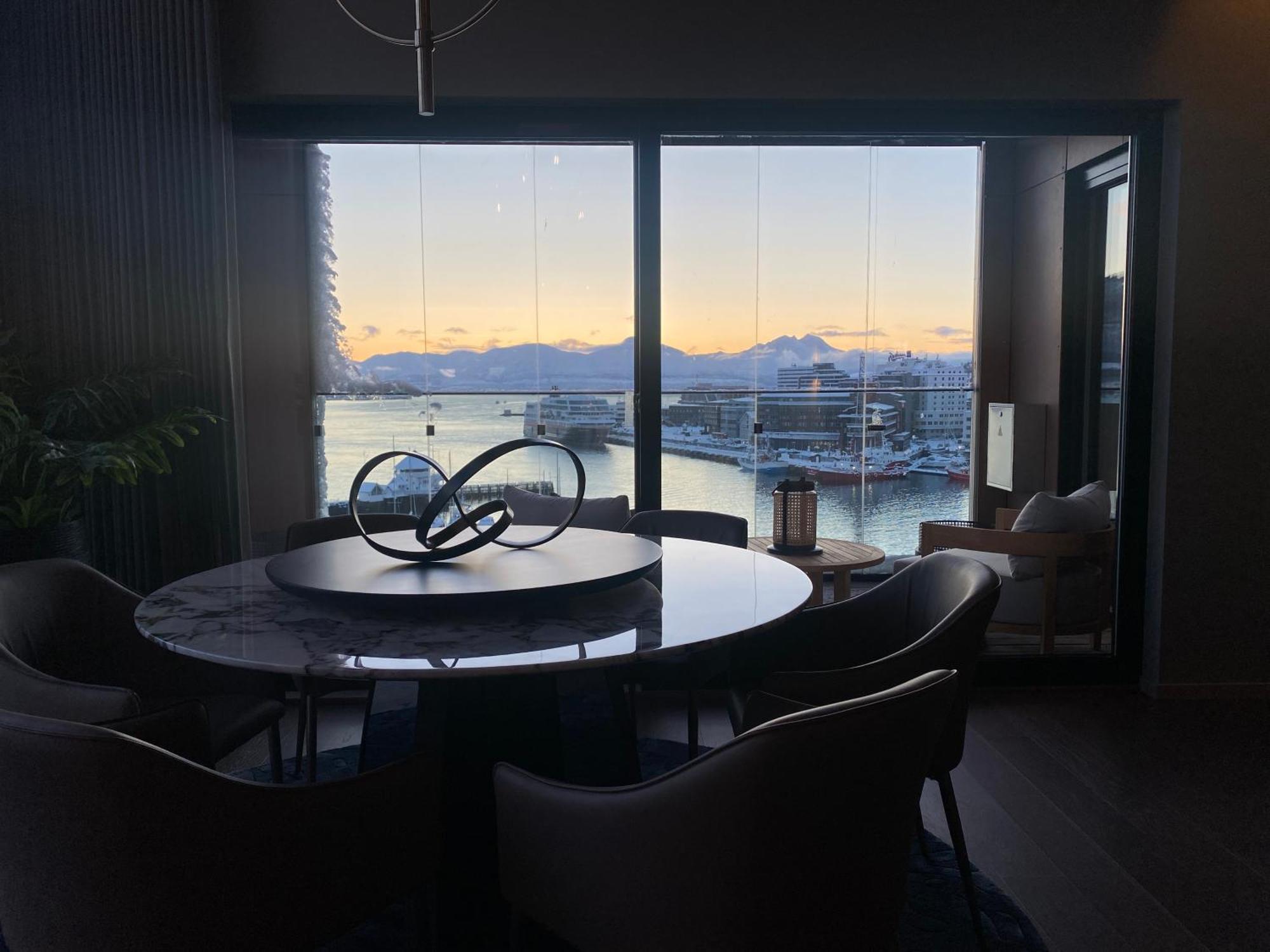 Vindlys Luxury Penthouse Apartment Tromsø Esterno foto