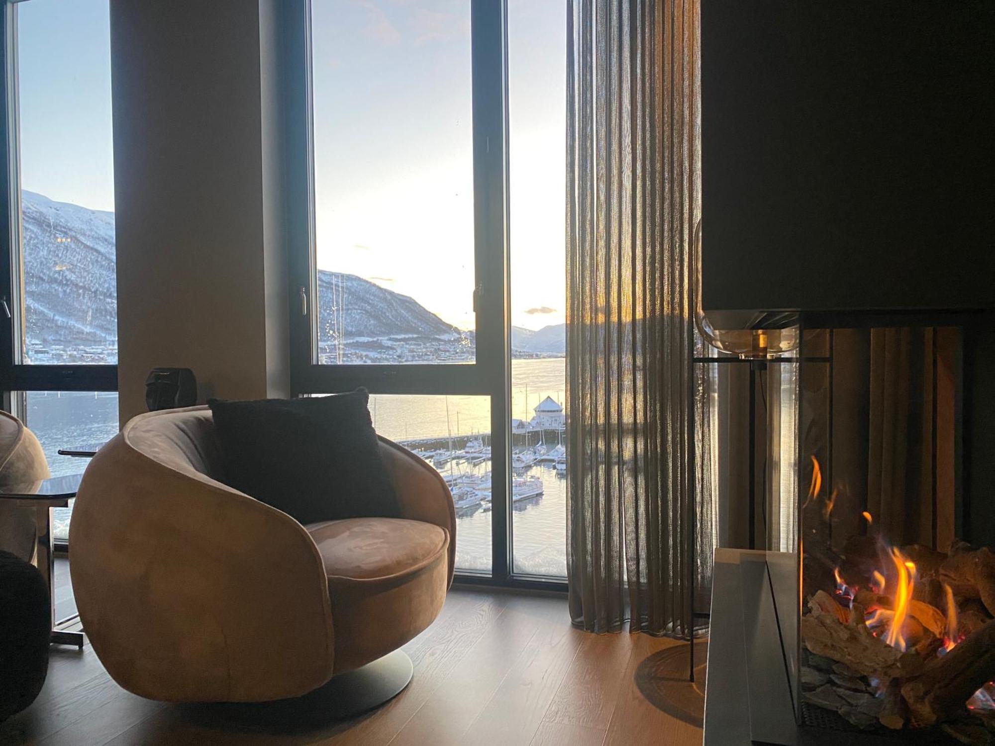 Vindlys Luxury Penthouse Apartment Tromsø Esterno foto