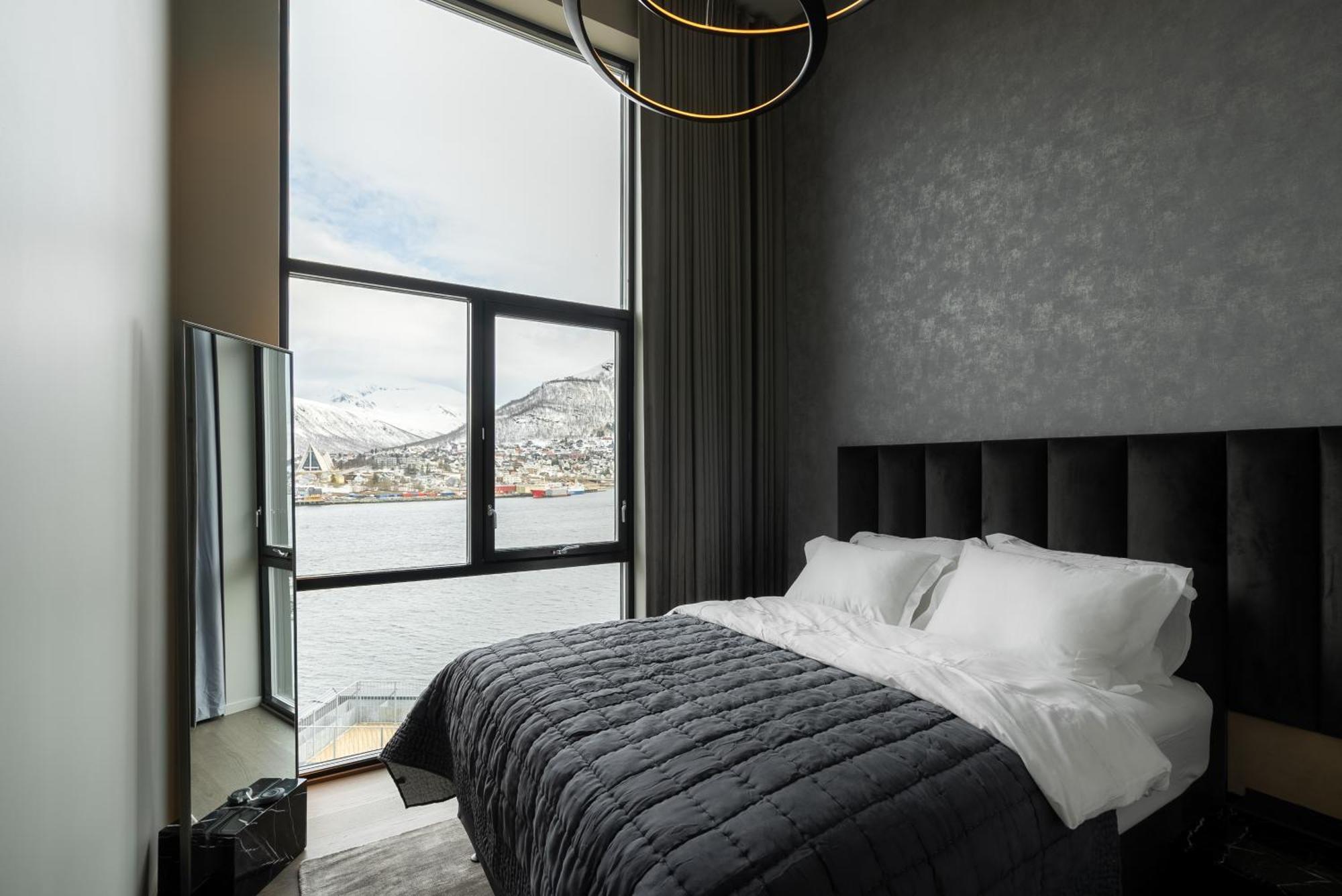Vindlys Luxury Penthouse Apartment Tromsø Esterno foto