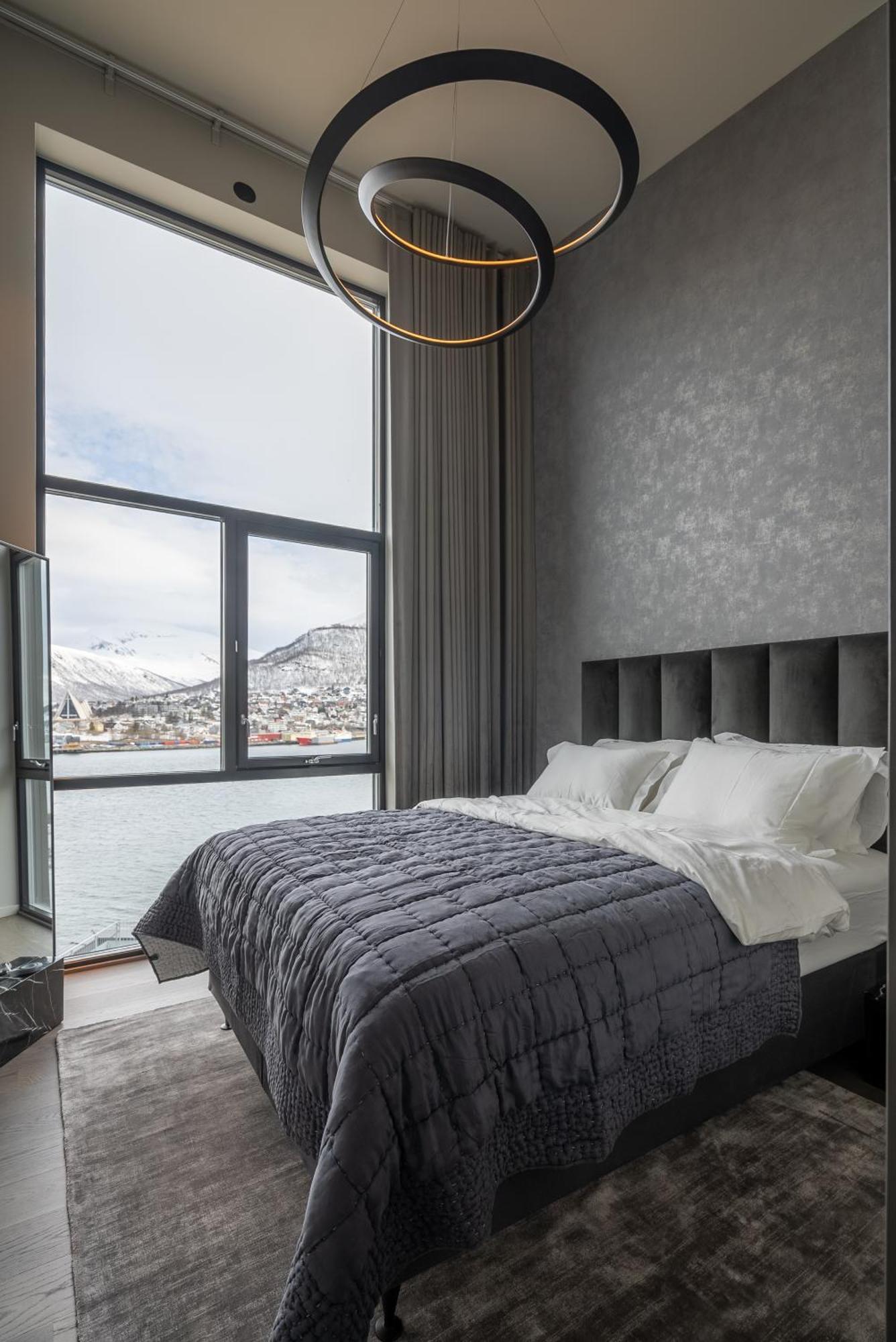 Vindlys Luxury Penthouse Apartment Tromsø Esterno foto