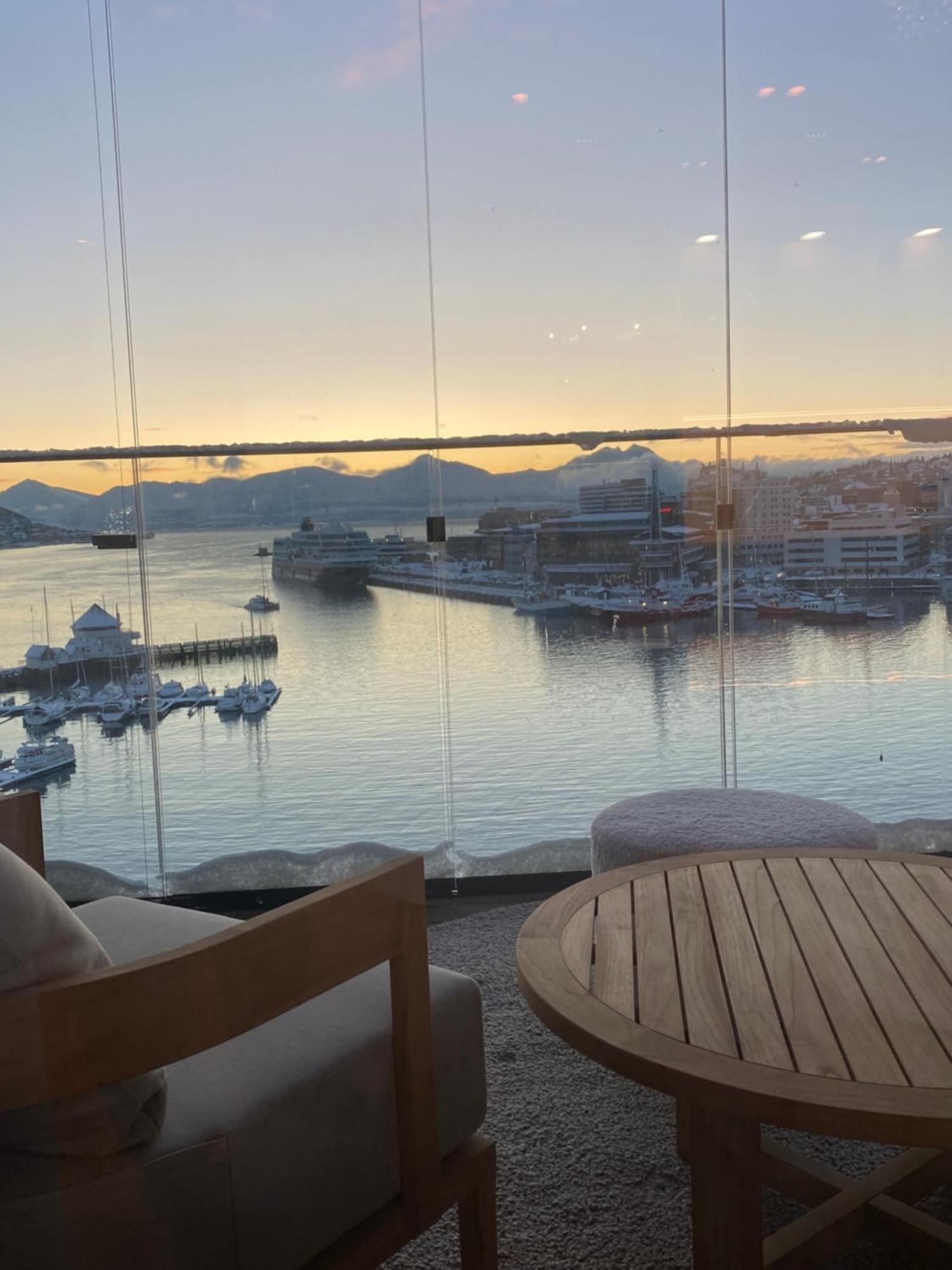 Vindlys Luxury Penthouse Apartment Tromsø Esterno foto