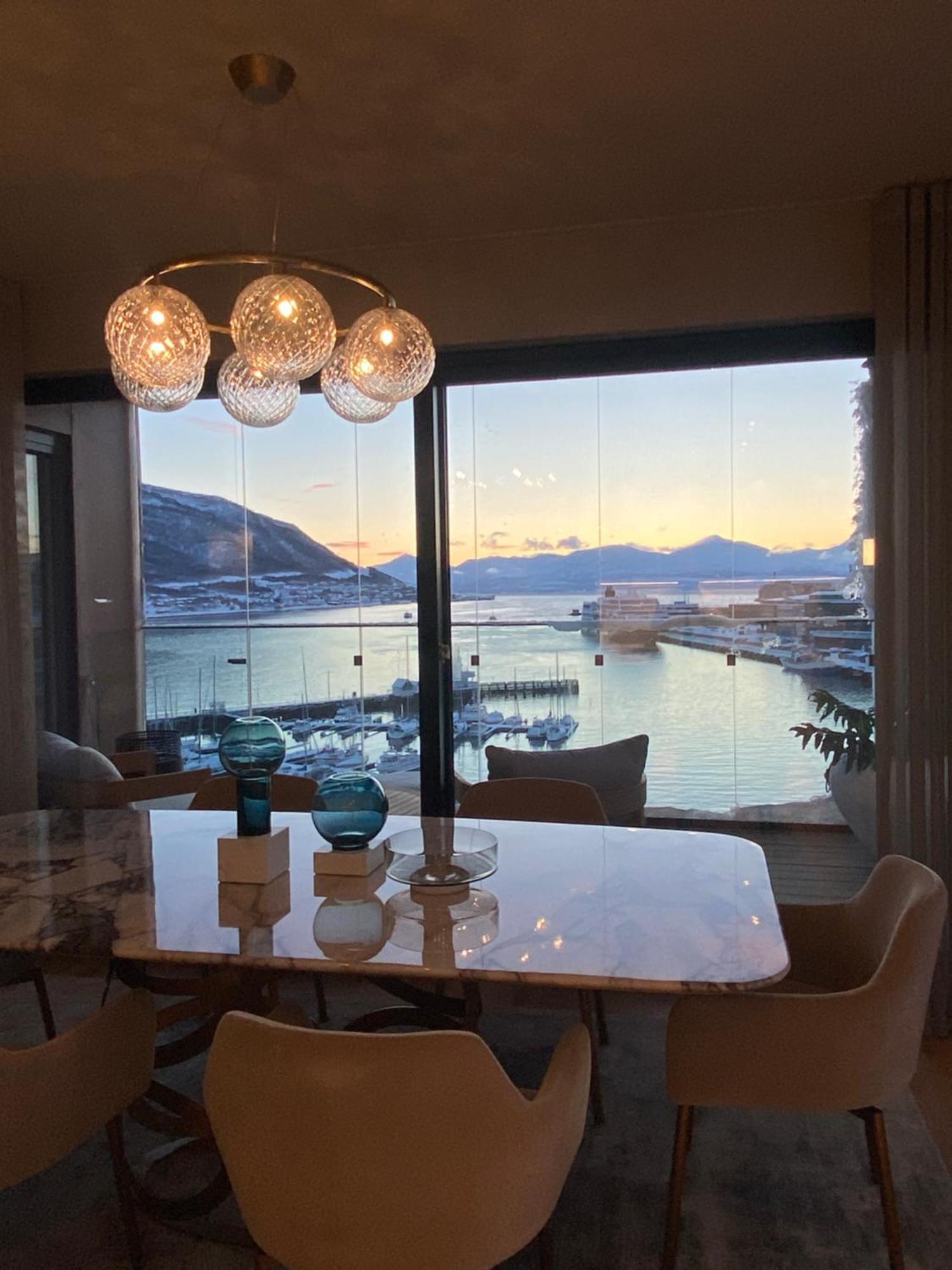 Vindlys Luxury Penthouse Apartment Tromsø Esterno foto