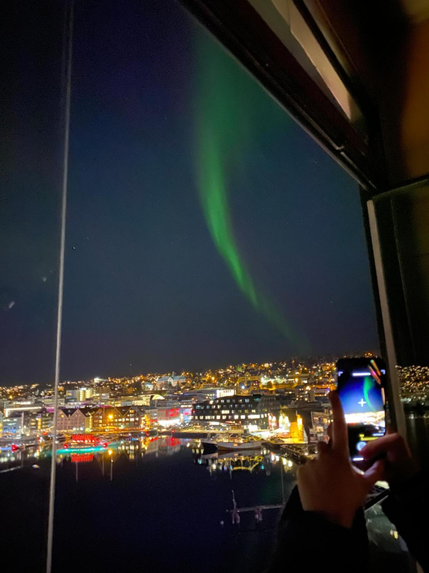 Vindlys Luxury Penthouse Apartment Tromsø Esterno foto
